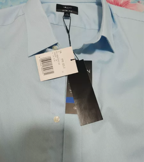 全新G2000男士短袖浅蓝色修身商务衬衫，175/96A，穿...