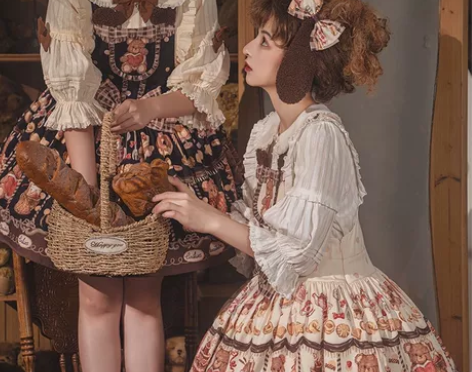 GD家的小裙子，生成色，有个边夹包邮 感兴...