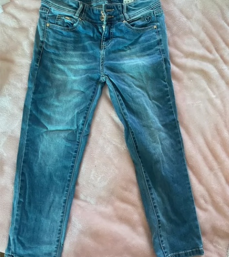 only七分牛仔裤 尺码27 160/64...