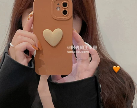 xr复古奶茶色爱心适用苹果13手机壳
