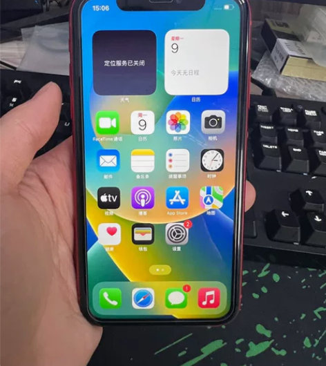 苹果11 256g国行全网通双卡双待红色，电池84，屏幕更换...