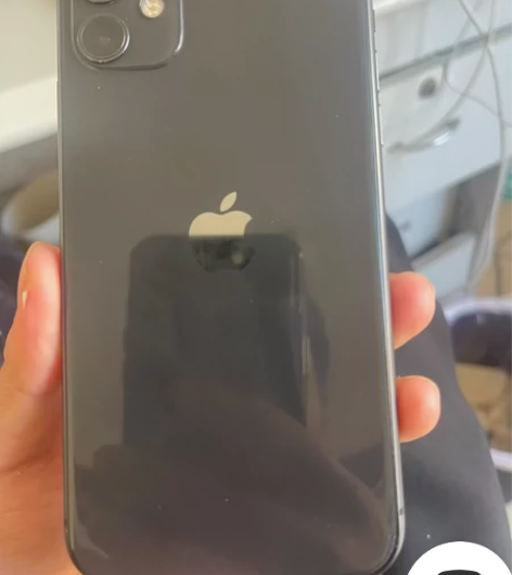 苹果11 64g 闲置出售 保护膜用的时间...