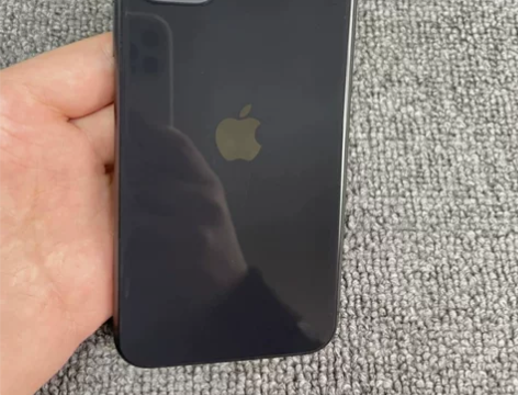 9成新 iPhone 11 64G 黑色 ...