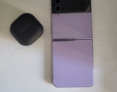 三星手机  7成新 感兴趣的话点“我想要”...