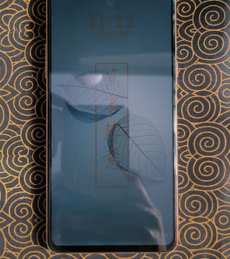 努比亚x.8+256G，战损版，后屏外屏碎...