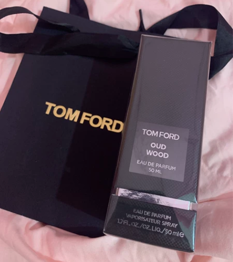 tf乌木沉香 香水50ml 跟朋友去玩 免...