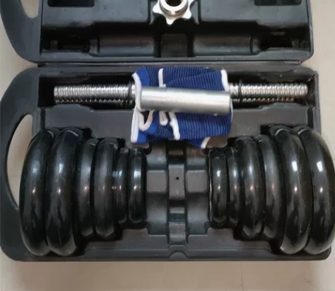 万里通牌的，电镀纯钢哑铃，20kg，八成新...