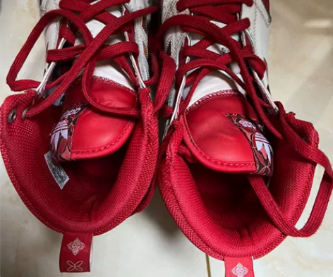 阿迪限量款 37码 感兴趣的话点“我想要”...