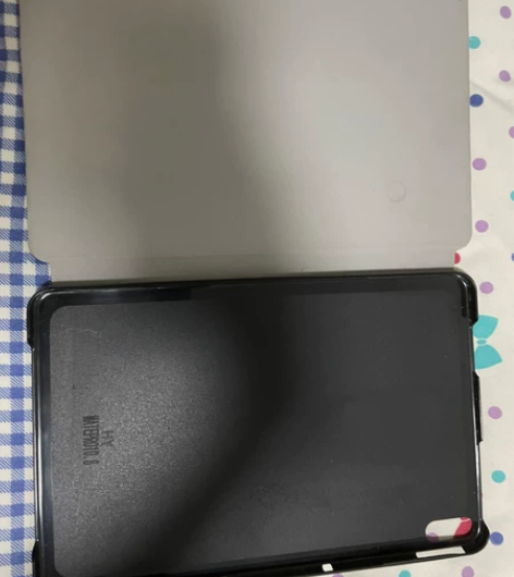 平板保护壳 感兴趣的话点“我想要”和我私聊...