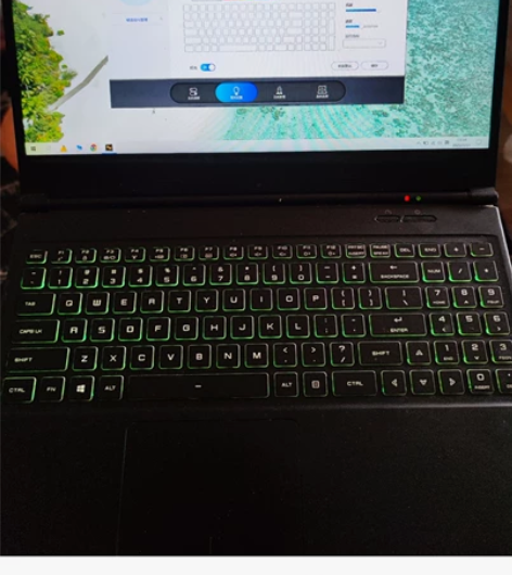 战神笔记本电脑｜游戏本｜买了台式了｜ 感兴...