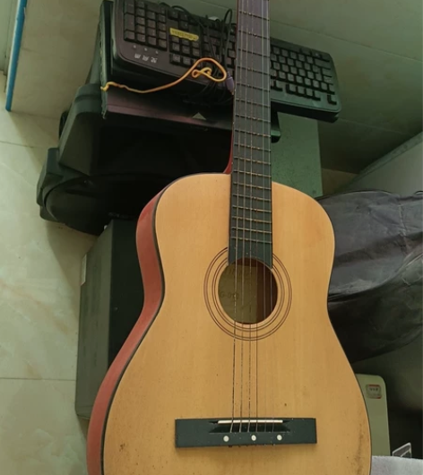 吉他，有需要的聊聊 感兴趣的话点“我想要”...