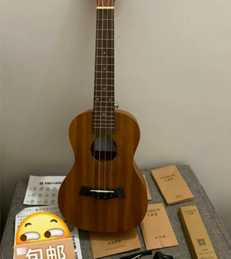 尤克里里80元出 八成新可私聊议价六年前入...