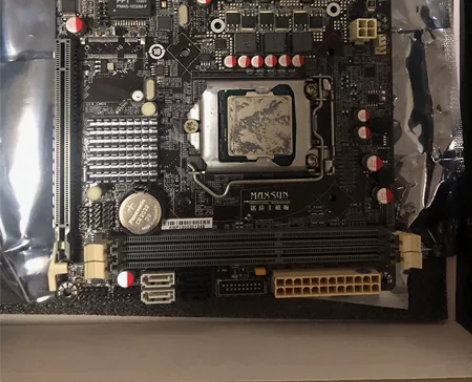 四代i3-4170 处理器，主板是铭瑄H8...