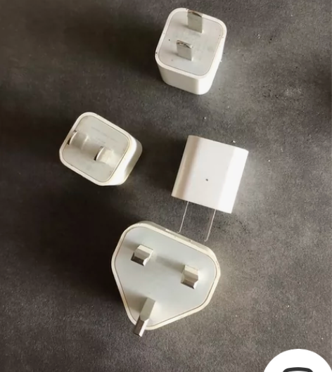 苹果祖传原装,五伏2安充电头,单个只售35...