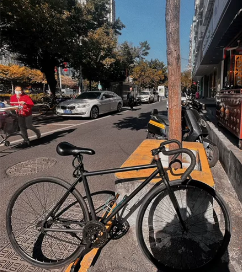 死飞、死飞自行车、全车极致黑、喝咖啡神器，...