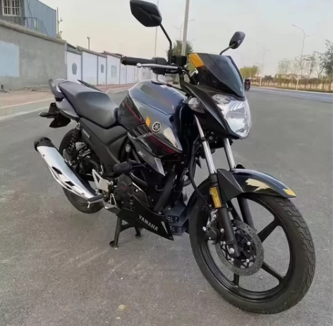 雅马哈飞致150摩托车实表1300公里，胎...