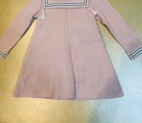 #学生裙，9.5成新 #适合110cm娃儿...