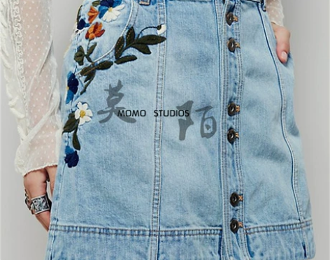 欧美民族风刺绣花迷你a字裙单排扣高腰修身显...