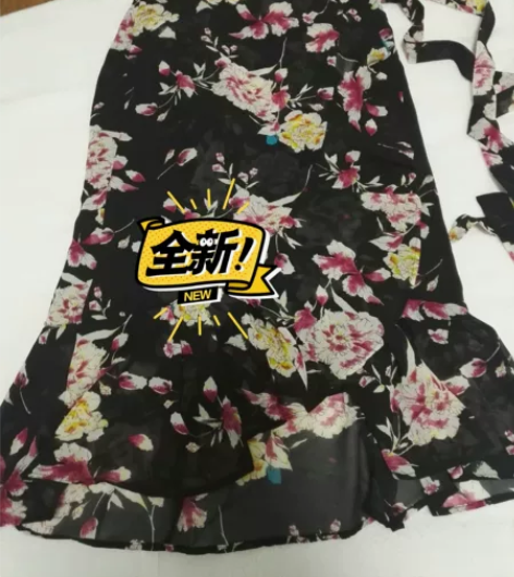 全新中码M一片式雪纺鱼尾荷叶裙 裙子长70...