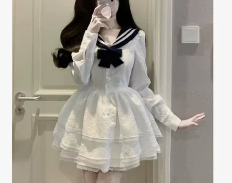 茶里茶气别致蓬蓬裙纯欲蛋糕连衣裙女秋冬法式...