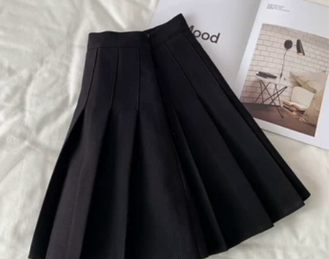 小希家|百褶裙+上衣 一套 感兴趣的话点“...