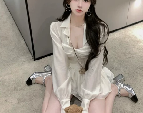 小香风轻奢气质白色雪纺长袖连衣裙女夏季纯欲...