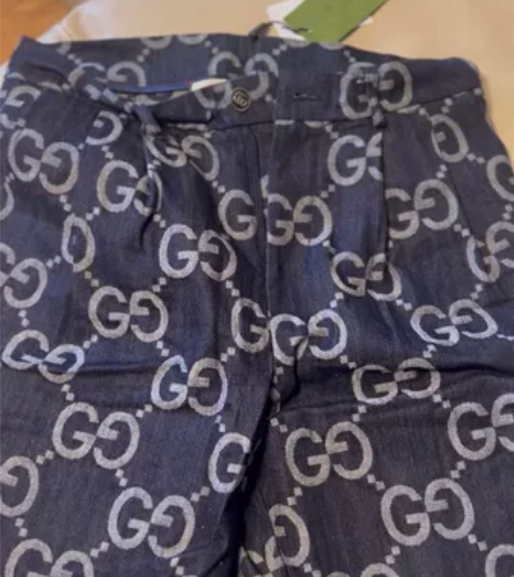 全新Gucci牛仔短裤 L码适合身高170...