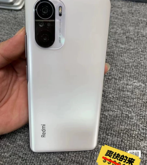 家人用的k40标准版12+256顶配晴雪颜...