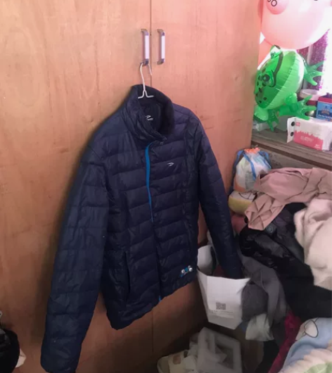 德尔惠羽绒服，适合170，70kg左右男士...