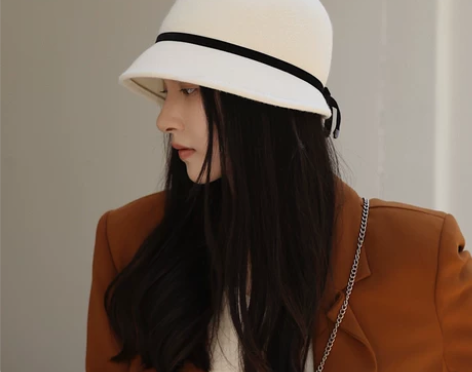 羊毛呢白色赫本渔夫帽子女士秋冬法式复古优雅...