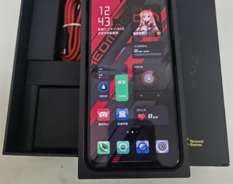 努比亚红魔6s Pro游戏手机 处理器：高...