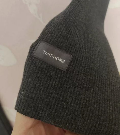 灰色螺纹加绒打底裤，全新，裤长88 感兴趣...