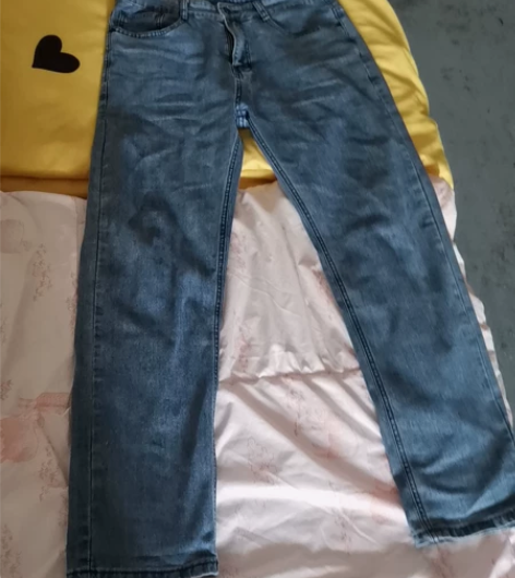 啄木鸟牛仔裤买来试穿过一次！本人腿短[大哭...