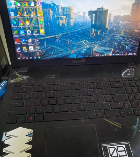 大学时入的华硕飞行堡垒 CPU i5-63...