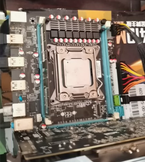 x79主板前几天还能点亮的，后面不知道为什...