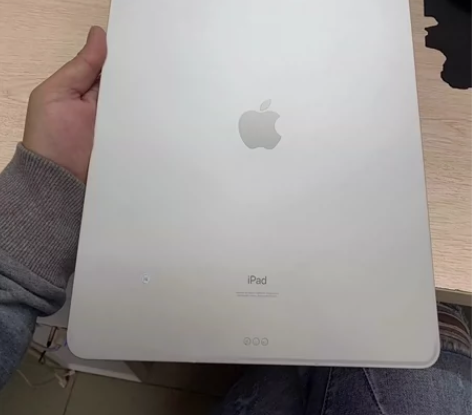 M1芯片2021款iPad pro 12....
