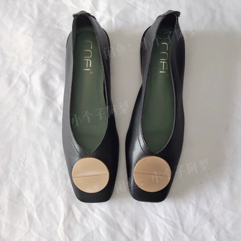 全新33码小码黑色方头金属圆扣时尚百搭平跟...