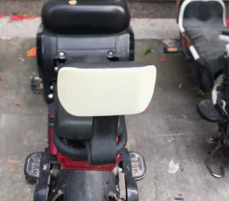 台铃电动车出带电池1700都是去年4月份的...