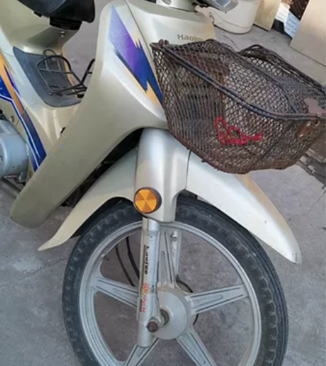 转豪爵摩托一辆,灯亮表走喇叭响 感兴趣的话...