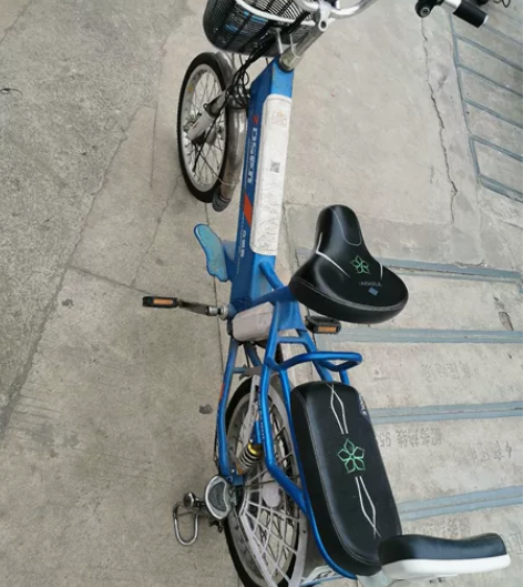 众德森电动车，电池不怎么行了，卖车架，实物...