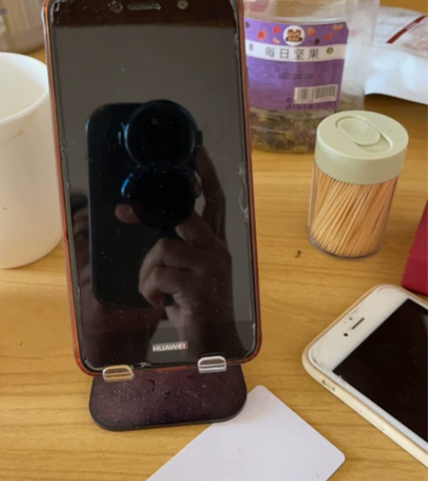 华为 畅享7plus 能接打电话 打开网页...