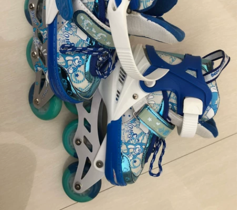 儿童溜冰鞋直排轮滑鞋男闪光旱冰鞋可调滑冰鞋...