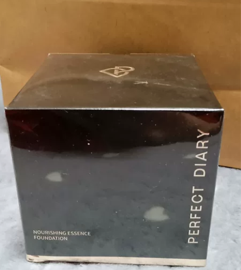 完美日记臻粹养肤粉底B01  30g购于爱...