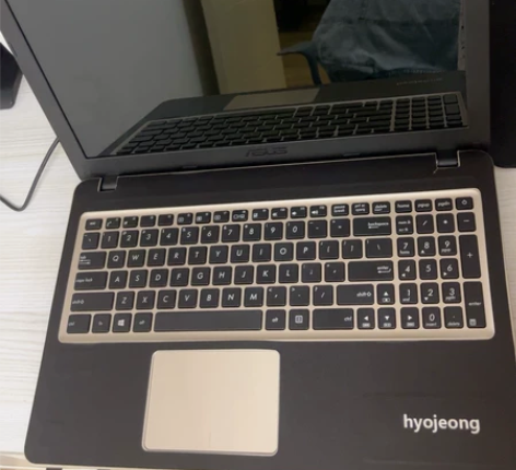 闲置9成新华硕电脑，可小刀 型号:华硕A5...