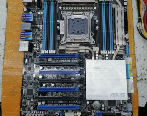 ASUS/华硕主板，p9x79 Ews，质...