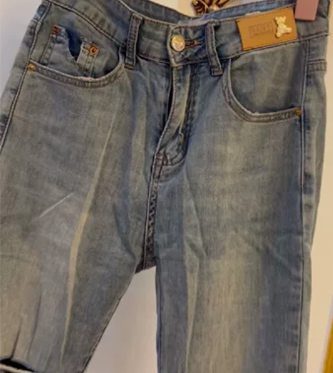 超级弹力柔软的牛仔裤, 破洞,洋气 没下过...