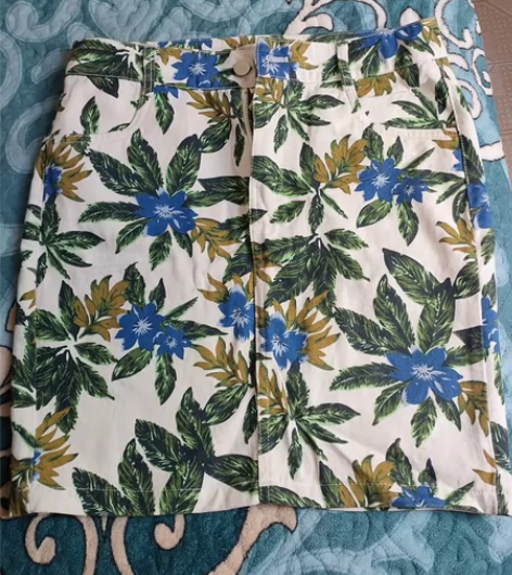 M码牛仔裤,小清新~胖了 感兴趣的话点“我...