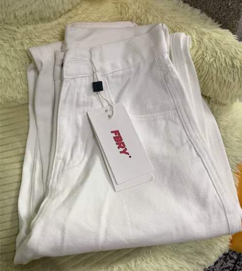 全新！白色牛仔裤！包邮！穿搭博主闲置！阔腿...