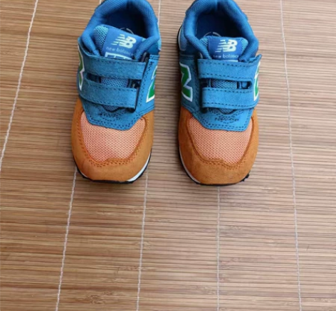 27.5码 新百伦运动鞋         ...