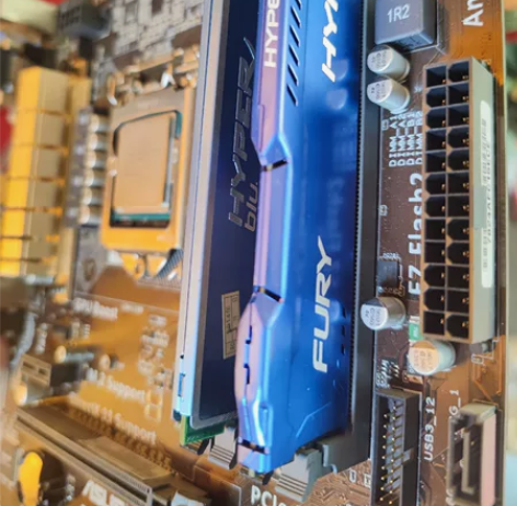 内存金士顿 (Kingston) FURY...